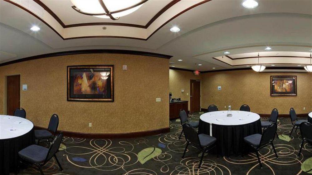 Holiday Inn Express & Suites Poteau By Ihg מראה חיצוני תמונה